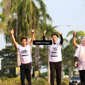 Runner Photo 7734581