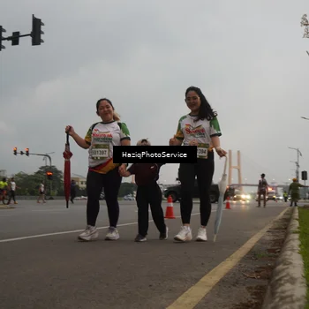 Runner Photo 7734605