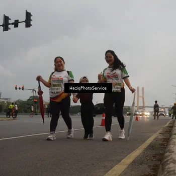 Runner Photo 7734607