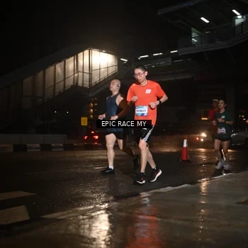 Runner Photo 7734634