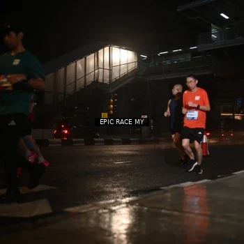 Runner Photo 7734635