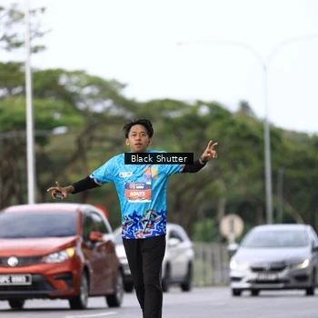 Runner Photo 7734690