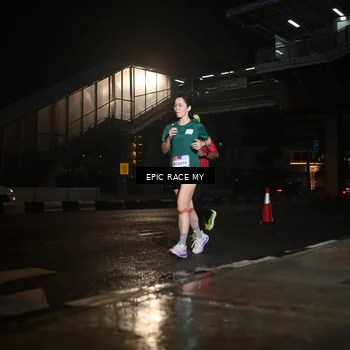 Runner Photo 7734694