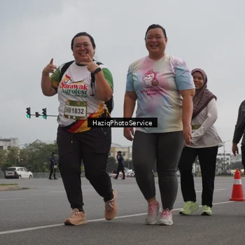 Runner Photo 7734703