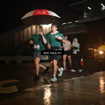 Runner Photo 7734740