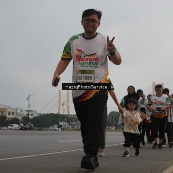 Runner Photo 7734744