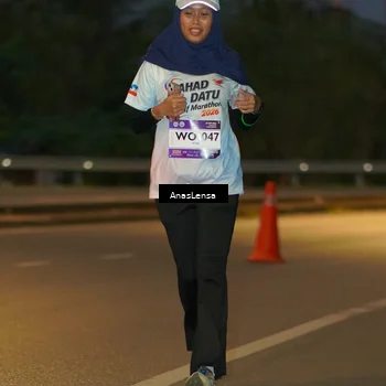 Runner Photo 7734849