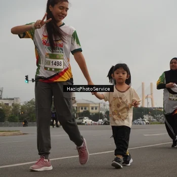 Runner Photo 7734852