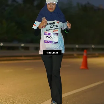 Runner Photo 7734863