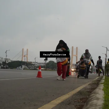 Runner Photo 7734870