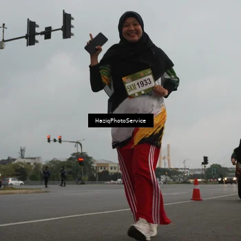 Runner Photo 7734880