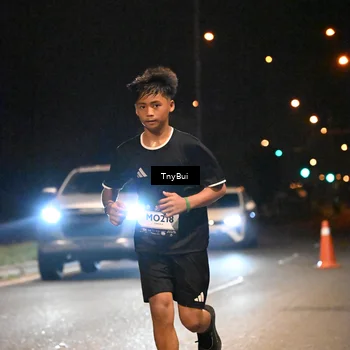 Runner Photo 7734902
