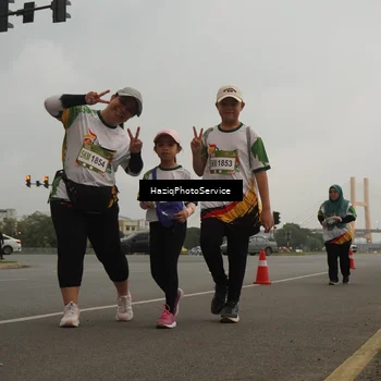Runner Photo 7734926