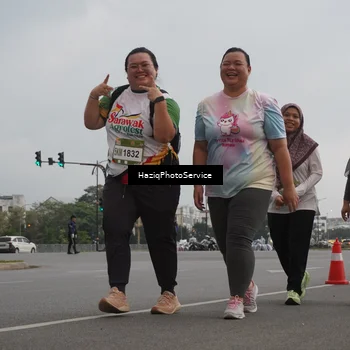 Runner Photo 7734948