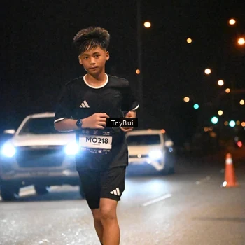 Runner Photo 7734962