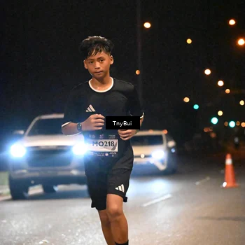 Runner Photo 7734969