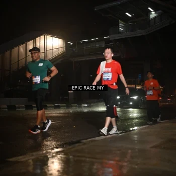 Runner Photo 7734999
