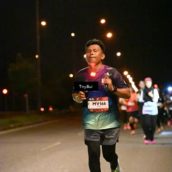 Runner Photo 7735000