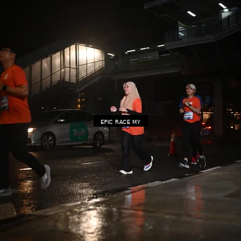 Runner Photo 7735026