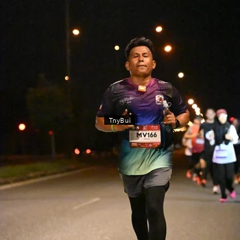 Runner Photo 7735028