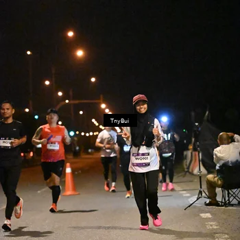 Runner Photo 7735034