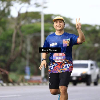 Runner Photo 7735052