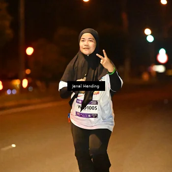 Runner Photo 7735056