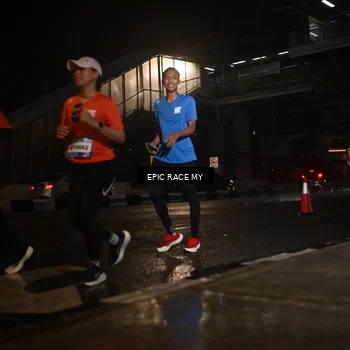 Runner Photo 7735068