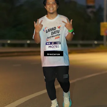 Runner Photo 7735072