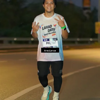 Runner Photo 7735080