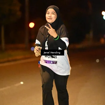 Runner Photo 7735117