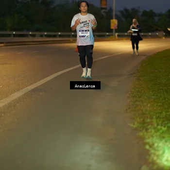 Runner Photo 7735142