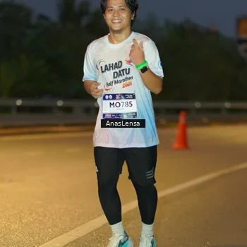 Runner Photo 7735144