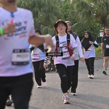 Runner Photo 7735145
