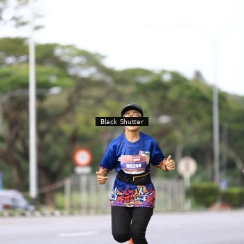 Runner Photo 7735149