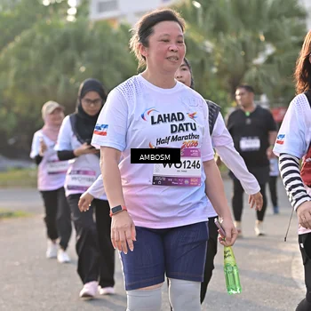 Runner Photo 7735159
