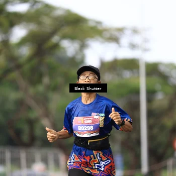 Runner Photo 7735171