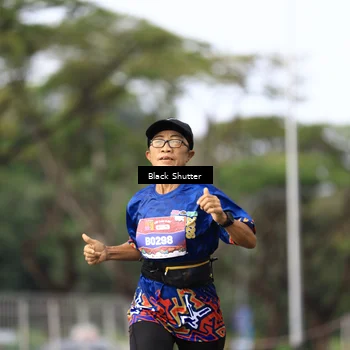 Runner Photo 7735182