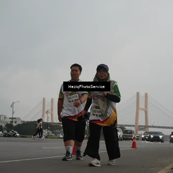 Runner Photo 7735185