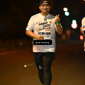 Runner Photo 7735195