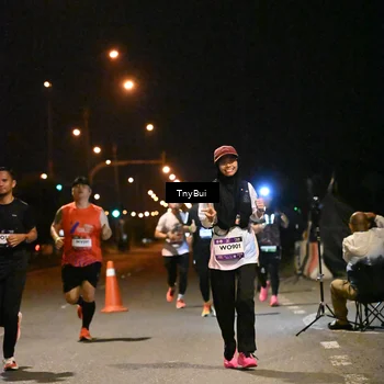 Runner Photo 7735198