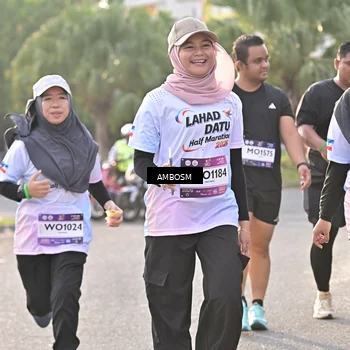 Runner Photo 7735202