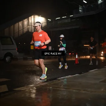 Runner Photo 7735205