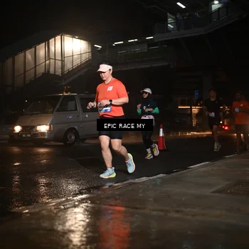 Runner Photo 7735206