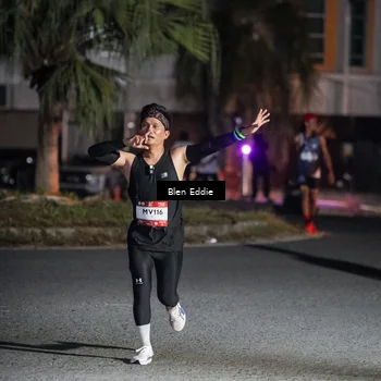 Runner Photo 7735221