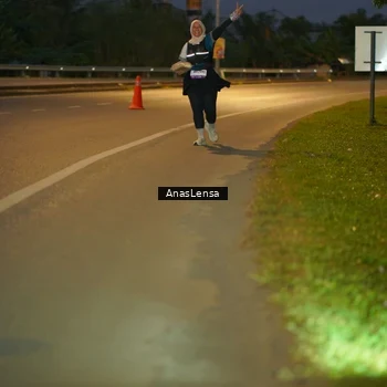 Runner Photo 7735228