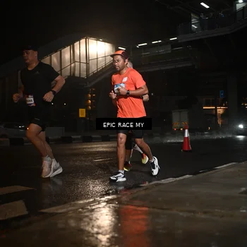 Runner Photo 7735232