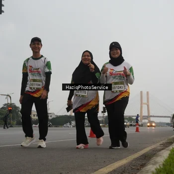 Runner Photo 7735234