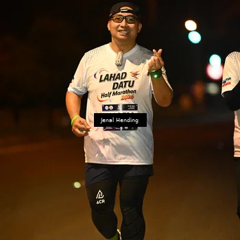 Runner Photo 7735246