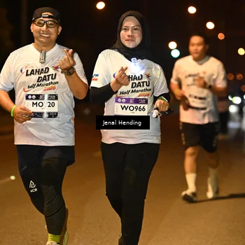 Runner Photo 7735253